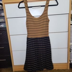 Brown and black sleeveless dress